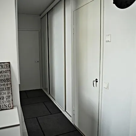 Apartment Scandinavian Modern 34 1br Center In Kamppi Tyoemiehenkatu