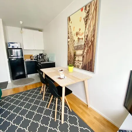 Scandinavian Modern 34 1br Center In Kamppi Tyoemiehenkatu