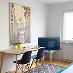 Apartment Scandinavian Modern 1br Center Kamppi 34 *