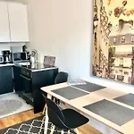 Scandinavian Modern 1br Center Kamppi 34 Apartment Helsinki
