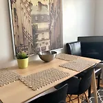 Scandinavian Modern 1br Center Kamppi 34 Helsinki