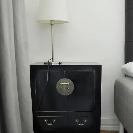 Scandinavian Modern 34 1br Center In Kamppi Tyoemiehenkatu Apartment