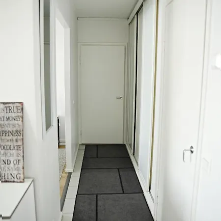 Scandinavian Modern 34 1br Center In Kamppi Tyoemiehenkatu Apartment Helsinki