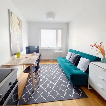 Scandinavian Modern 1br Center Kamppi 34