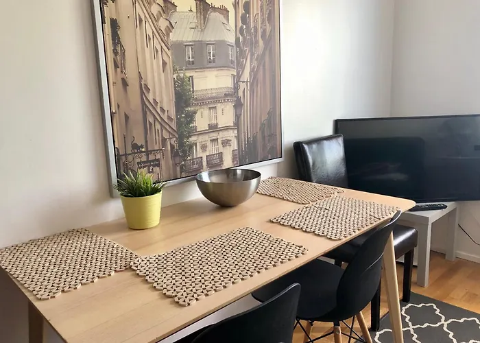 Scandinavian Modern 1br Center Kamppi 2b Helsinki