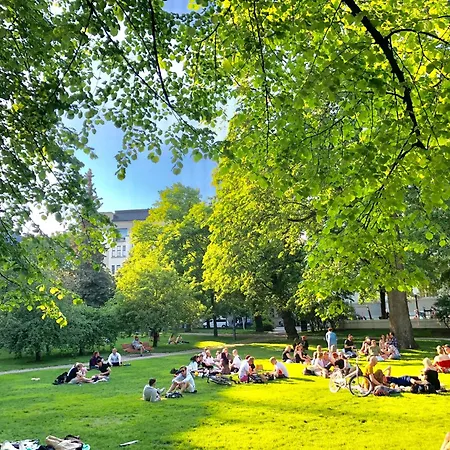 Scandinavian Modern 1br Center Kamppi 34 * 헬싱키